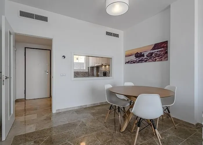 Amazing With Sea Views And Ac, Pa06 *