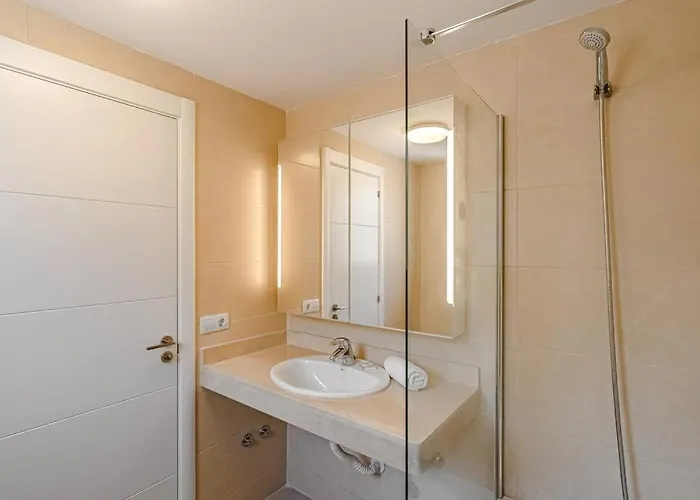 Apartmán Amazing With Sea Views And Ac, Pa06