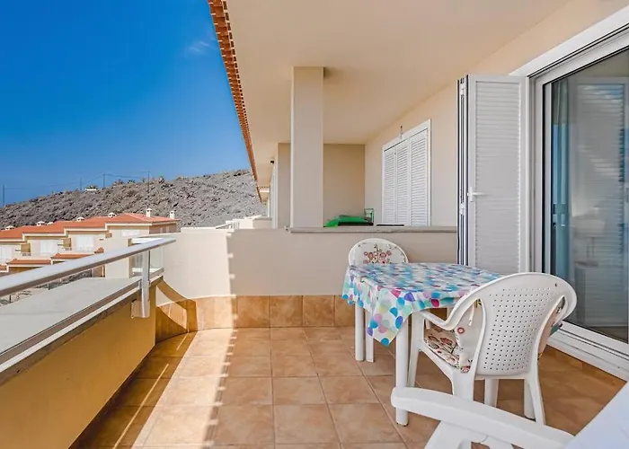 Amazing With Sea Views And Ac, Pa06 Apartmán