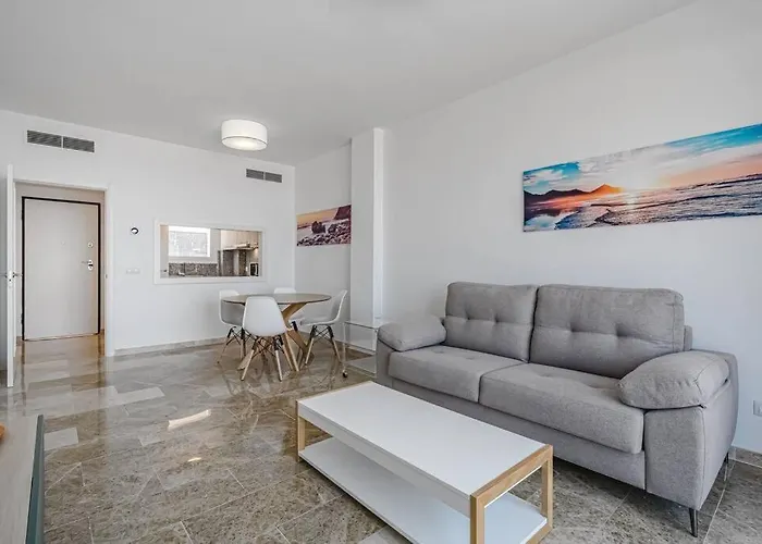 Amazing With Sea Views And Ac, Pa06 Apartmán